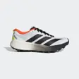 adidas Terrex Agravic 4 terrengløpesko i hvitt og svart med oransje detaljer